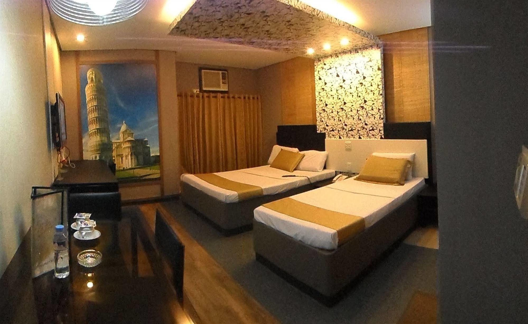 Hotel Dreamworld Araneta Cubao Luaran gambar