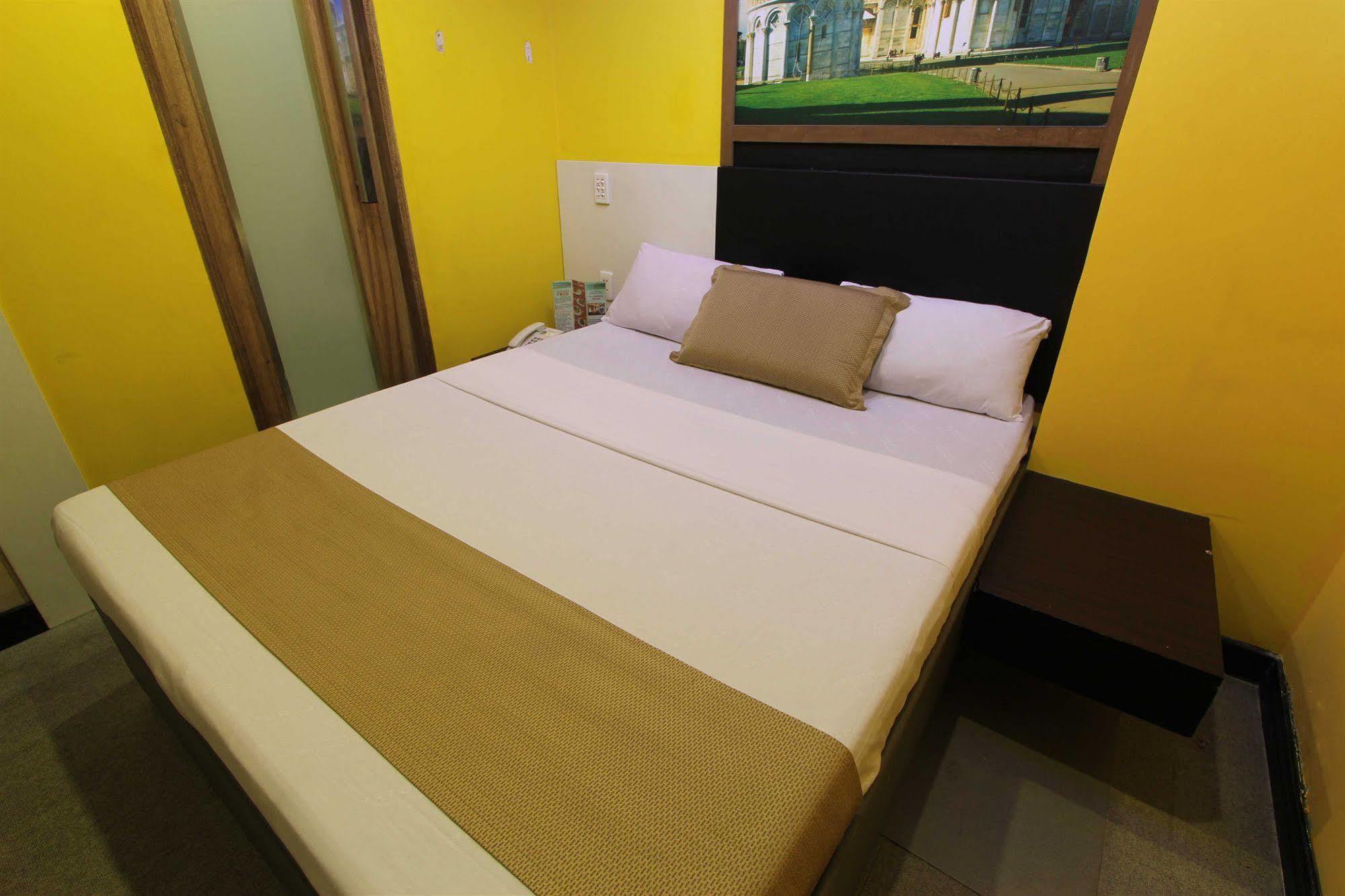 Hotel Dreamworld Araneta Cubao Luaran gambar
